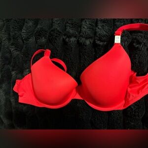 PINK Victoria's Secret Red Smooth T-Shirt Bra